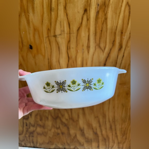 Fireking Meadow Green Casserole Dish - Picture 1 of 3